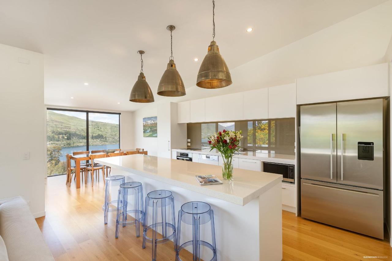 Okataina - Means Place Of Laughter, Luxury Retreat Villa Queenstown Kültér fotó